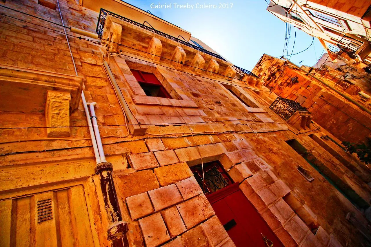 Twenty Antika Daire Birgu 0*,